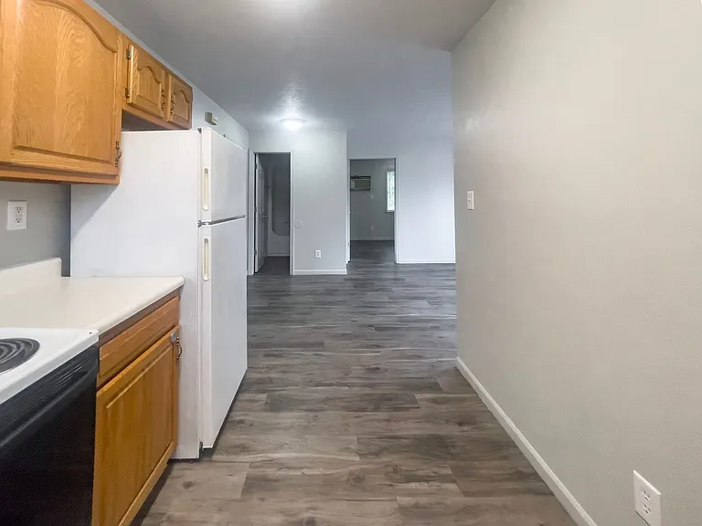 1413 W University Ave #4 — Photo 4