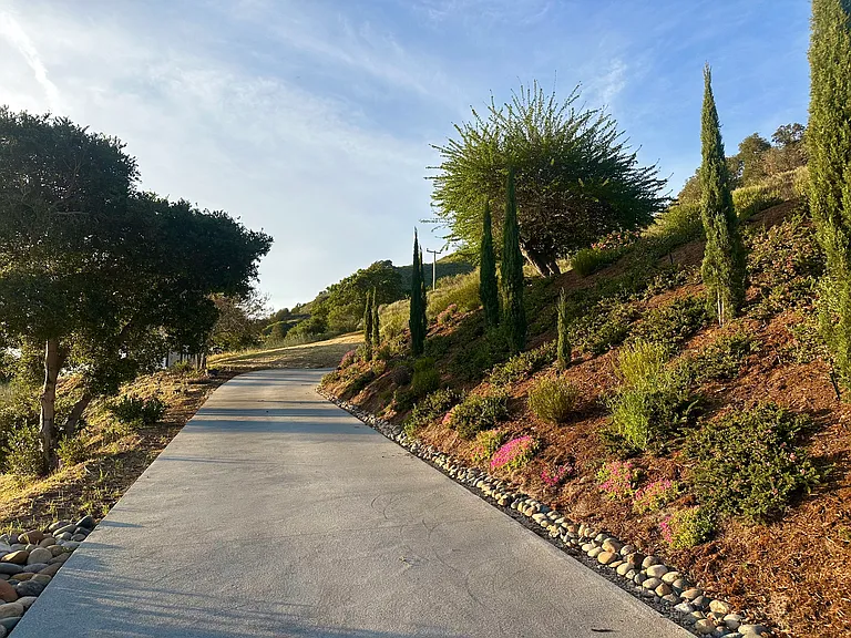 Laureles Grade Rd — Photo 24