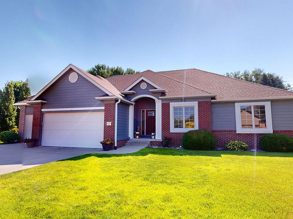 1st image of 3177 40th Ave