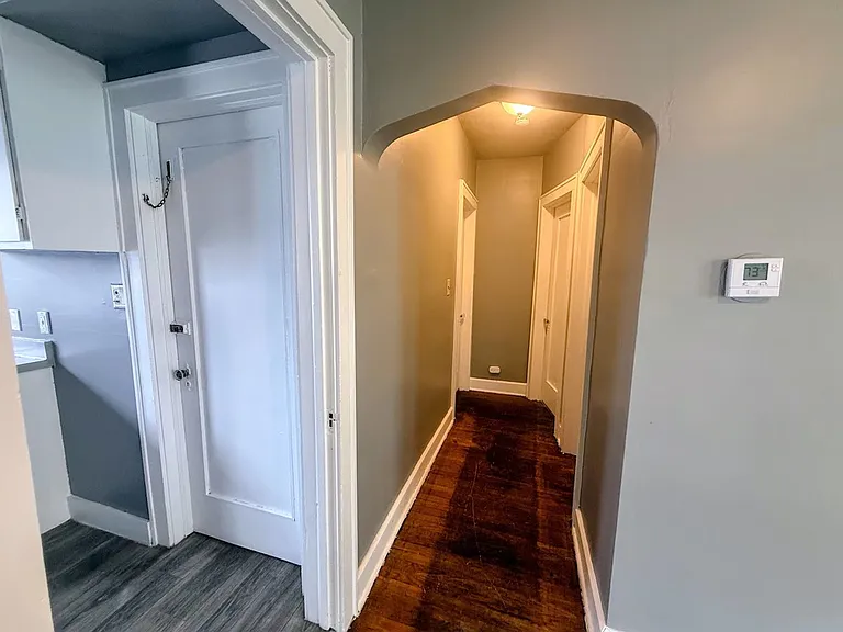 1035 Berwin St — Photo 5