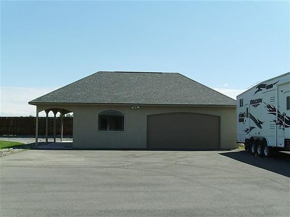 2nd image of 3704 S Highlands Blvd