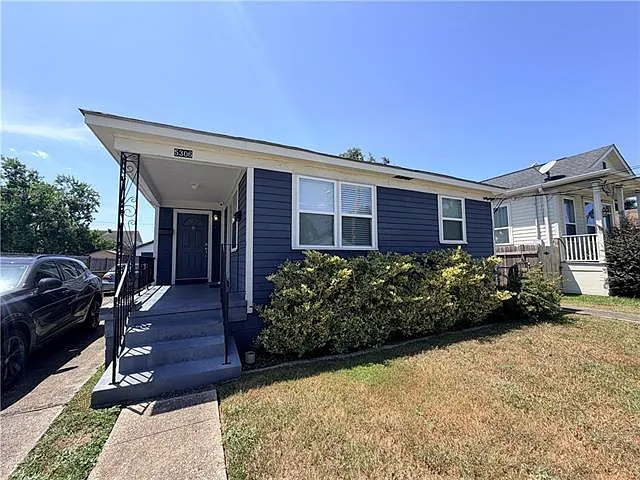 1 bed, 1.0 bath, 900 sqft, $950 — Photo 1