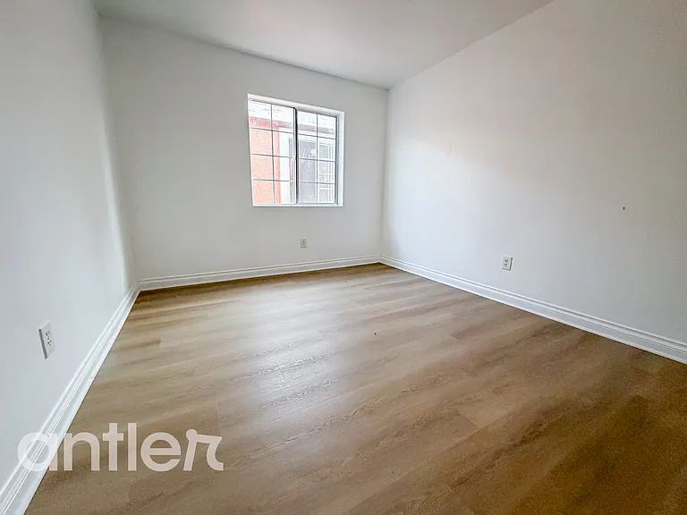 7680 S Main St #M1 — Photo 2