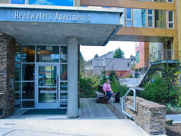 Headwaters Apartments — Photo 11