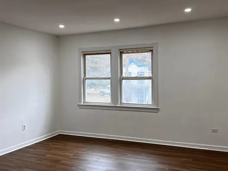 1522 V St SE #4 — Photo 10