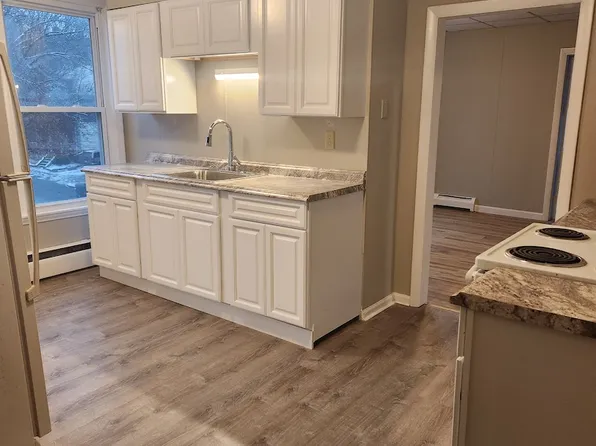 32 John St #3, Worcester, MA 01609