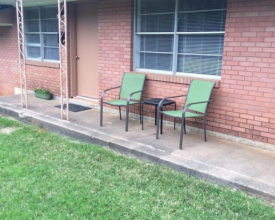 1st image of 2308 Pearl St #4