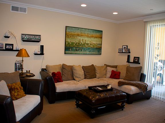 4th image of 2988 Grassina St Unit 330