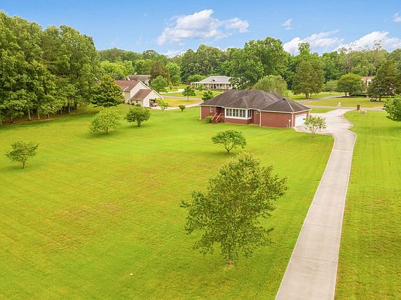 4th image of 427 Wylou Dr NW