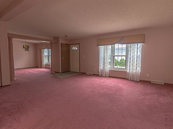 4th image of 23000 S Cog Hill Dr