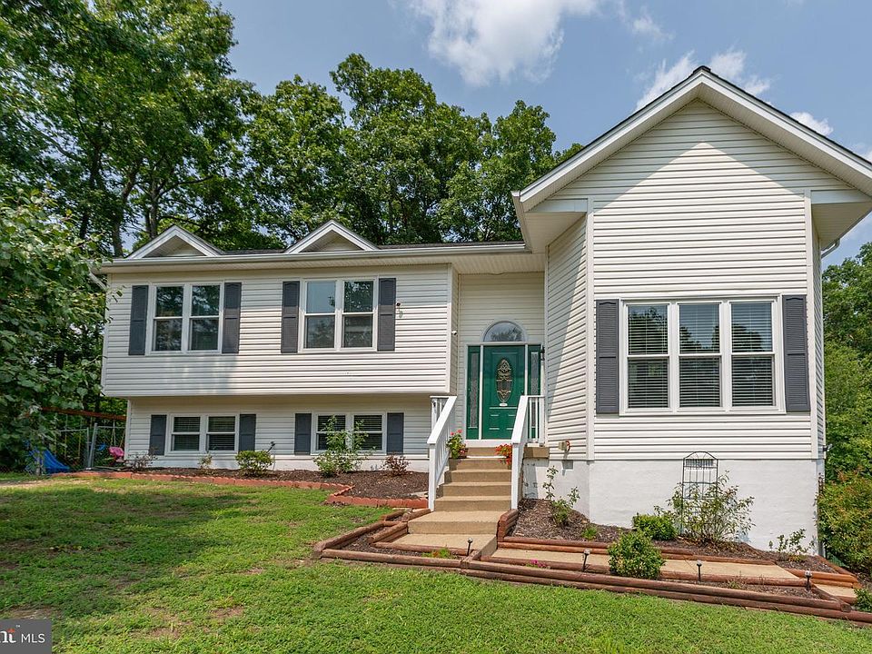 1st image of 8719 Jenny Ln