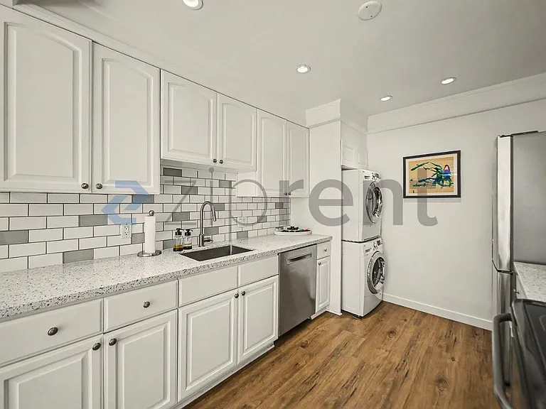 1200 N Flores St #208 — Photo 8