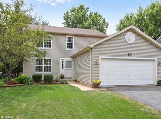 8415 Birch St, Fox Lake, IL 60020