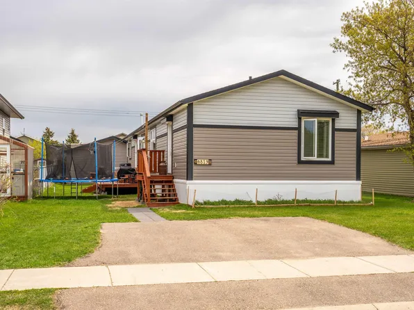 4819 52nd St, Redwater, AB T0A 2W0