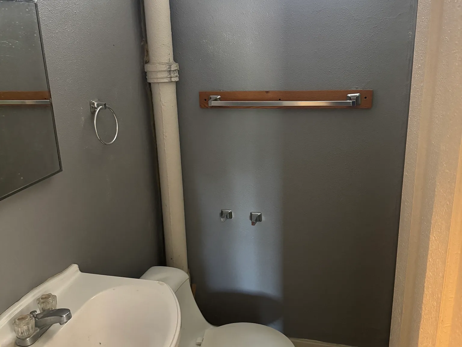 1 bed, 700 sqft, $575 — Photo 1