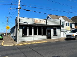 588 W Olive St, Newport, OR 97365