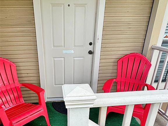 3rd image of 1311 Antoine Dr APT 122