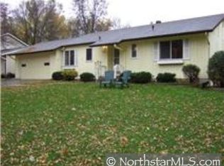 112008 Warner Cir, Chaska, MN 55318