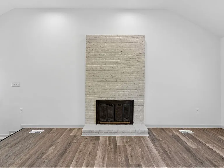 3409 NW 56th St — Photo 11