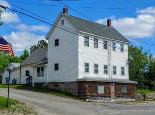 11 Main St, Howland, ME 04448