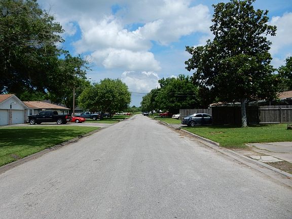 5th image of 813 Temple Dr