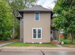 9906 E Jackson St, Selma, IN 47383