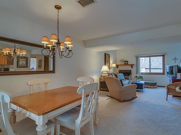 4th image of 1445 N Oak Hill Dr Unit F-8