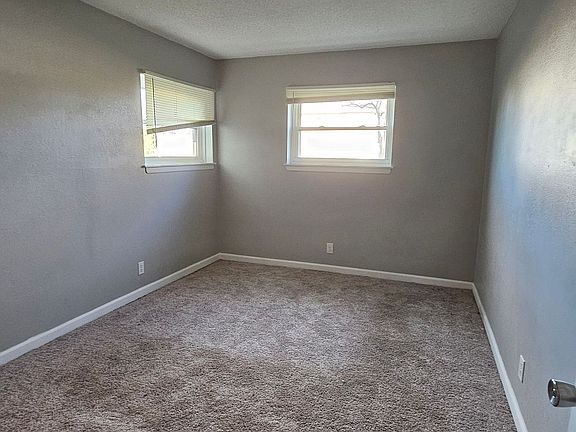 4th image of 2739 W 72nd St APT 1