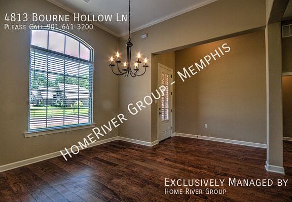 3rd image of 4813 Bourne Hollow Ln