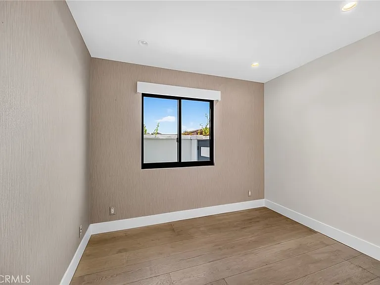 17 Monarch Bay Dr — Photo 30