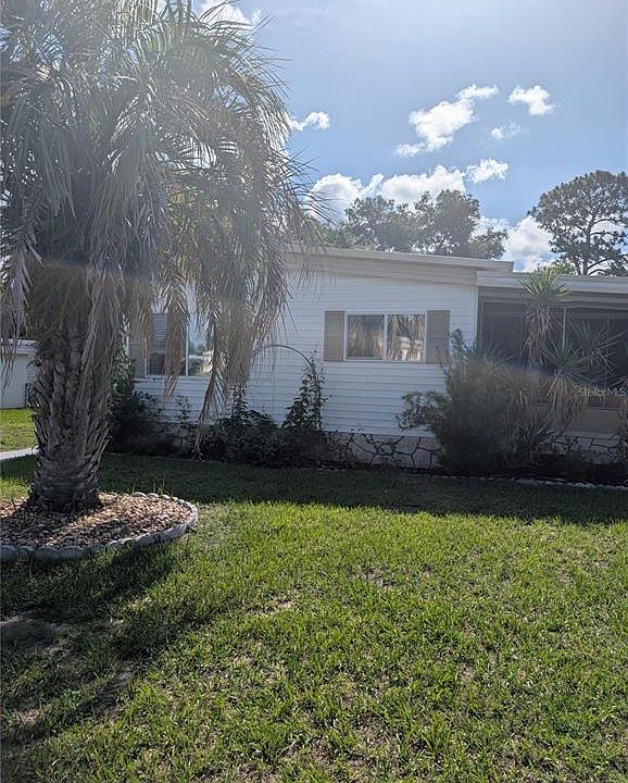 1st image of 469 NE 64th Ave