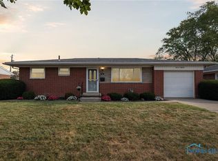 1118 Kirk St, Maumee, OH 43537