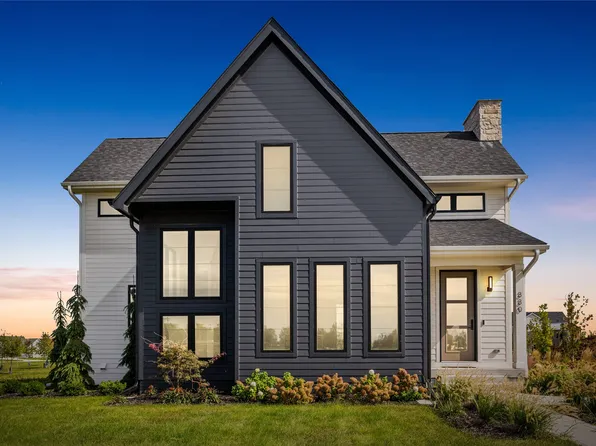 330 N 38th St, Cumming, IA 50061