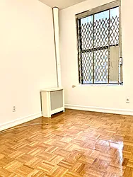 Rented by New York Residence