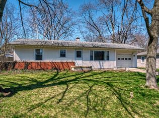 419 N Nichols St, Lowell, IN 46356