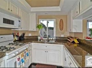 902 Lombard Ct, Costa Mesa, CA 92626