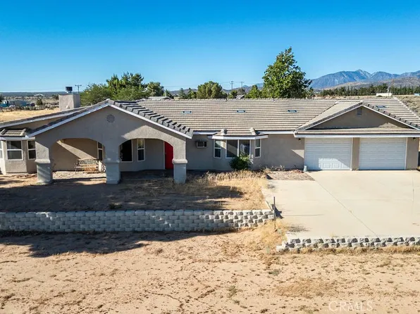 8851 Sonora Rd, Phelan, CA 92371