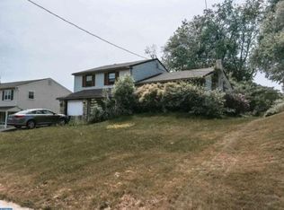 534 Fisher Ln, Warminster, PA 18974