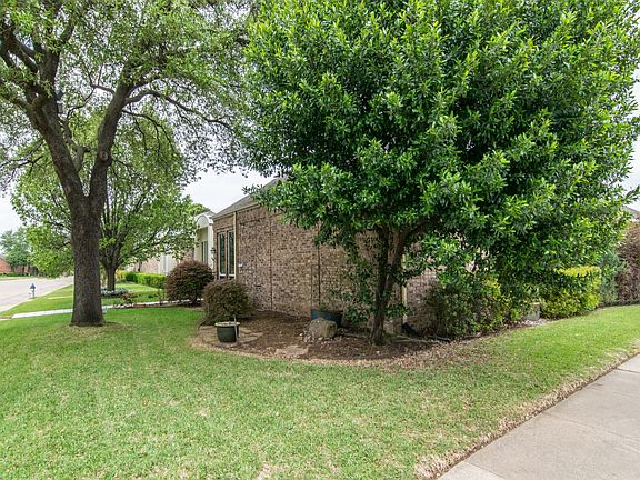 3rd image of 3215 San Sebastian Dr