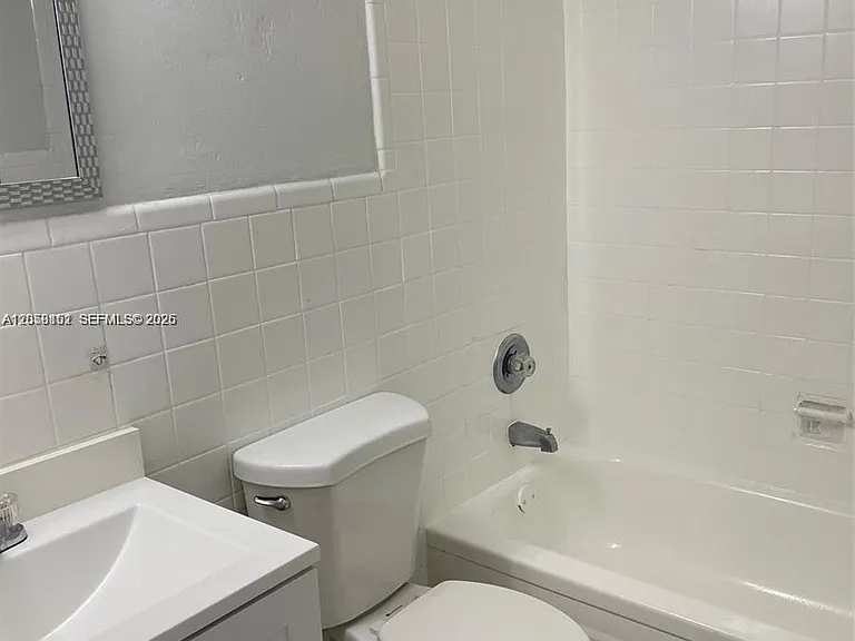 7921 West Dr #16 — Photo 5
