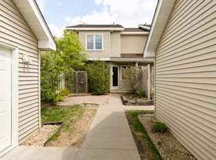 10114 Lee Dr, Eden Prairie, MN 55347