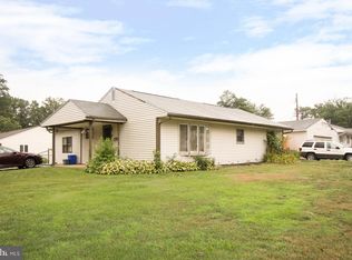 200 Blough Ct, Fairless Hills, PA 19030