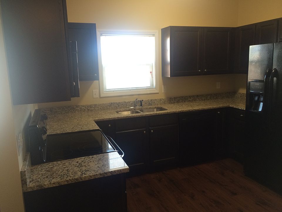 1st image of 104 Sparkling Ct APT 5