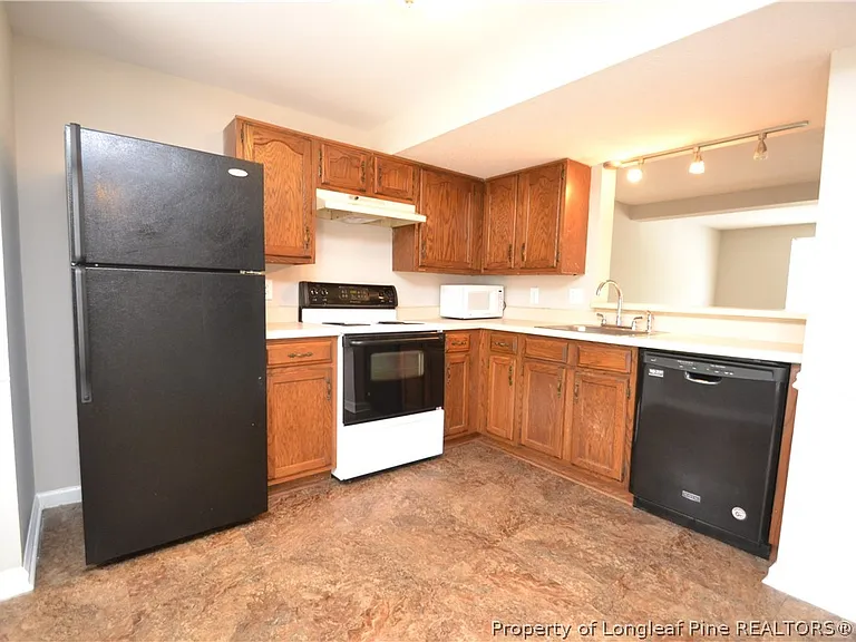 4326 Halliwell Dr — Photo 16