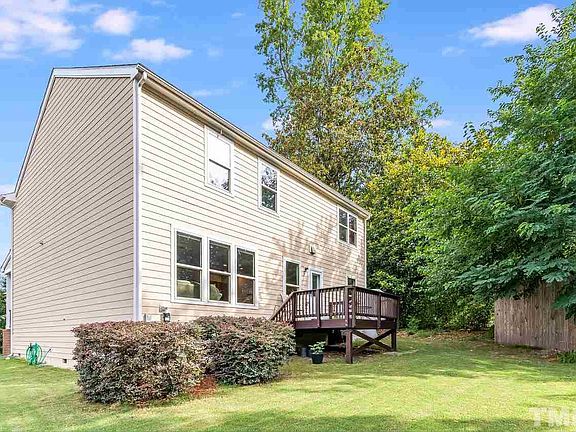 5th image of 1015 Magnolia Leaf Ct