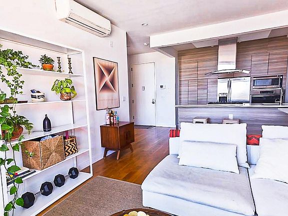 2nd image of 6101 Aqua Ave #106