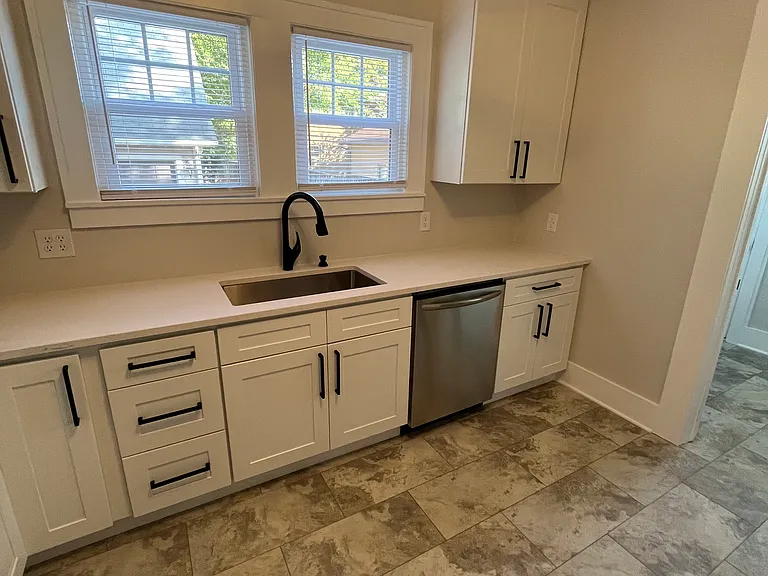421 N Lafayette Ave — Photo 14