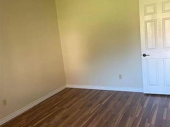5th image of 4921 Indian River Dr
