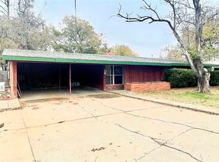 710 N 16th St, Frederick, OK 73542