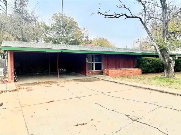 710 N 16th St, Frederick, OK 73542